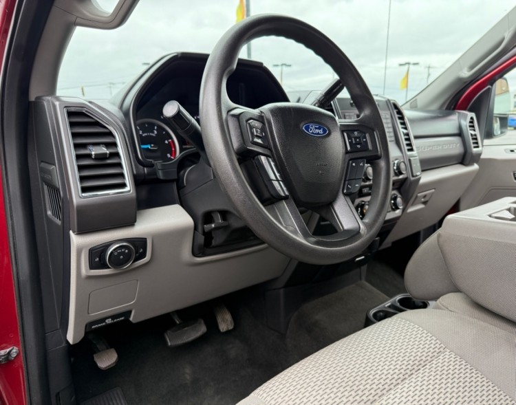 2017 Ford F-550 Chassis