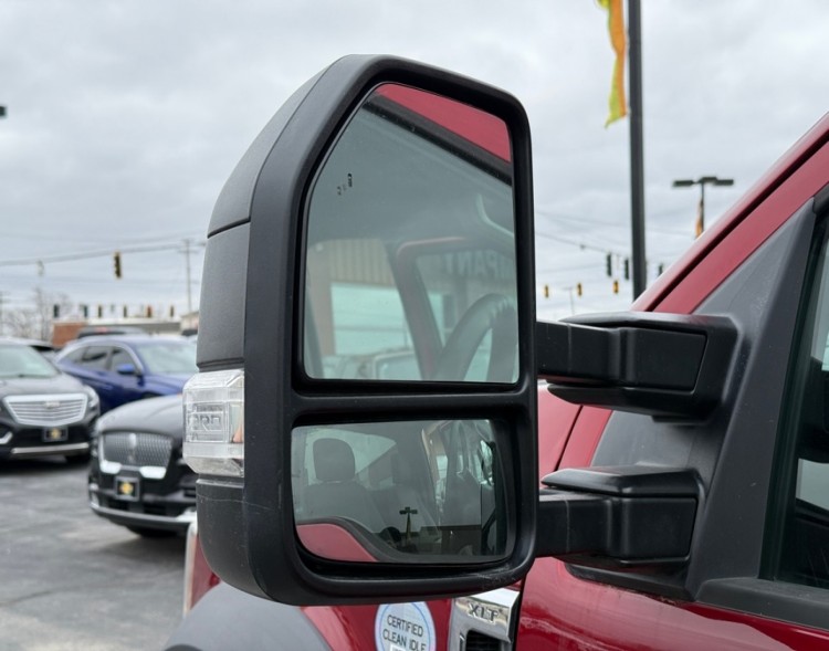 2017 Ford F-550 Chassis