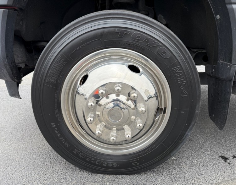 2017 Ford F-550 Chassis