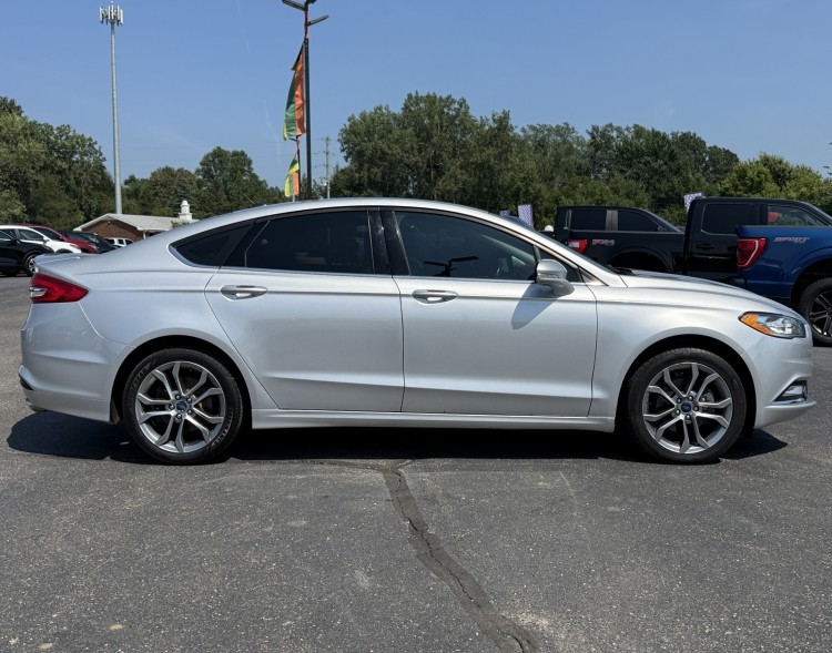 2017 Ford Fusion 38649