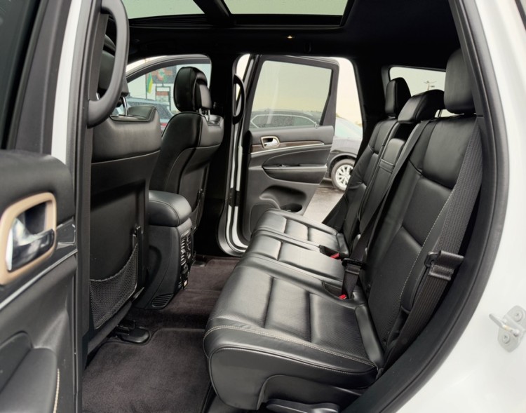 2017 Jeep Grand Cherokee 38907A