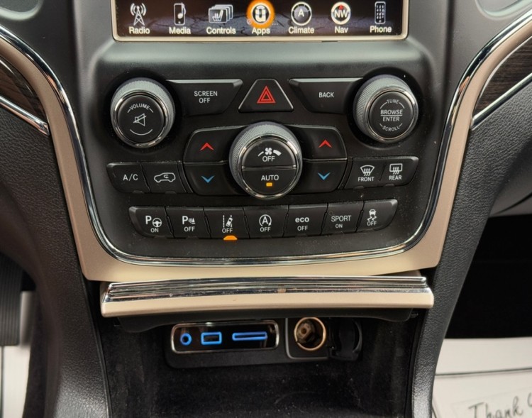 2017 Jeep Grand Cherokee 38907A