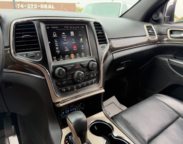 2017 Jeep Grand Cherokee 38907A