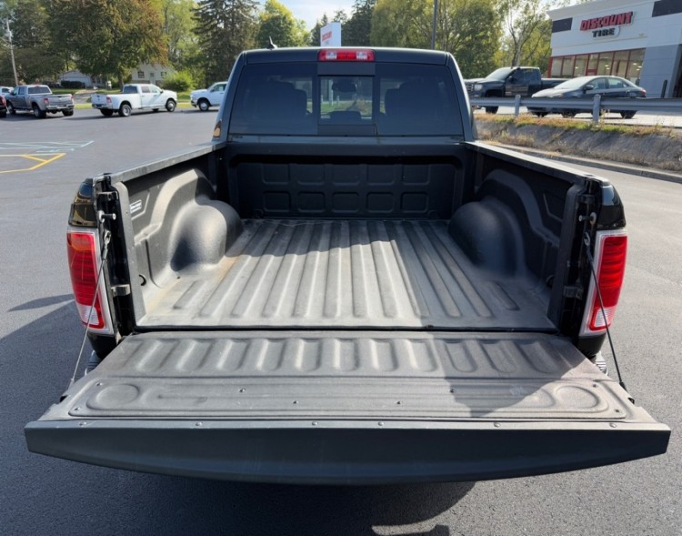 2017 Ram 1500 38989