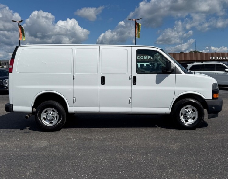 2018 Chevrolet Express 2500
