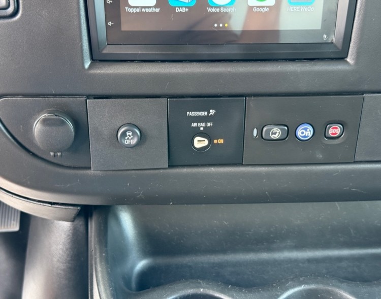 2018 Chevrolet Express 2500