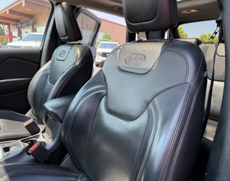 2018 Jeep Cherokee 38617