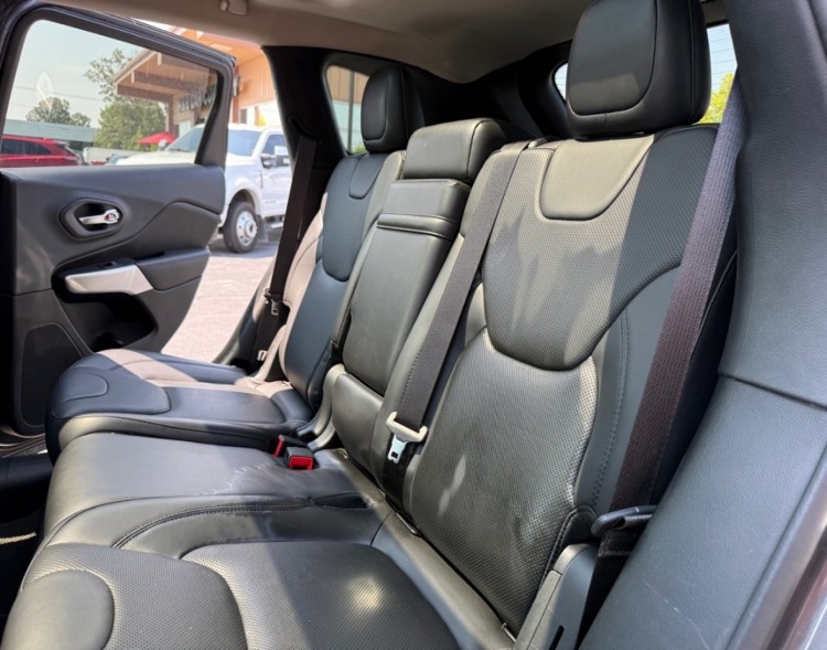 2018 Jeep Cherokee 38617