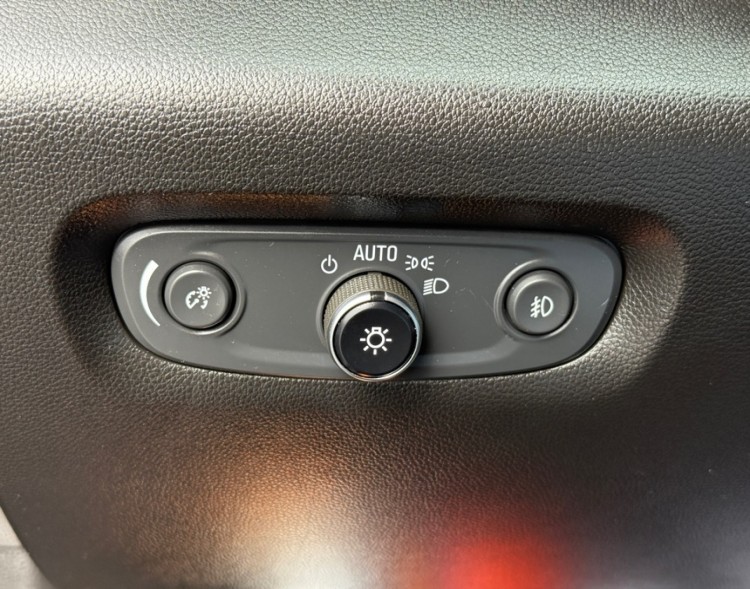 2019 Chevrolet Traverse 38211