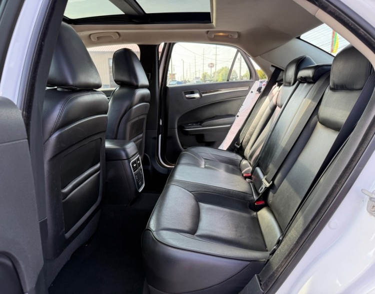 2019 Chrysler 300