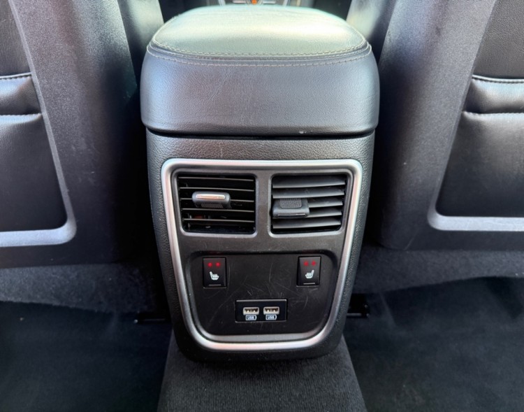 2019 Chrysler 300