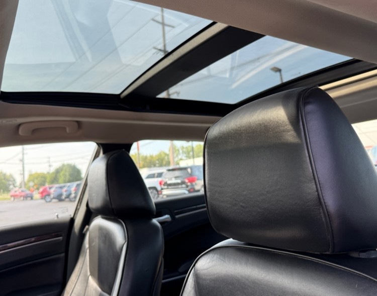 2019 Chrysler 300