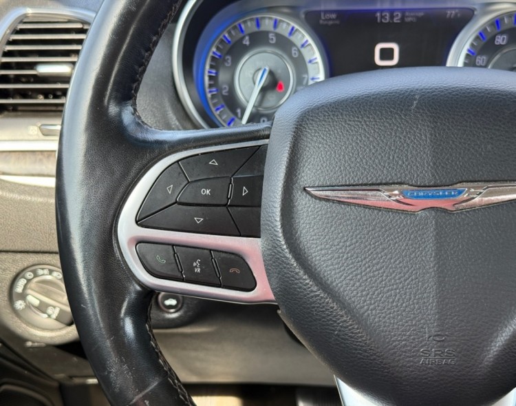 2019 Chrysler 300