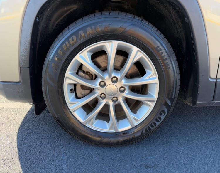 2019 Jeep Cherokee 38969