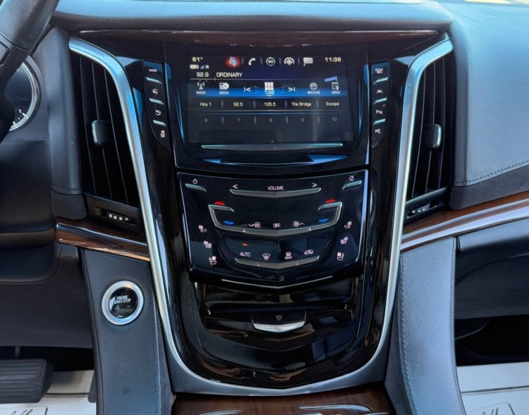2020 Cadillac Escalade 38996