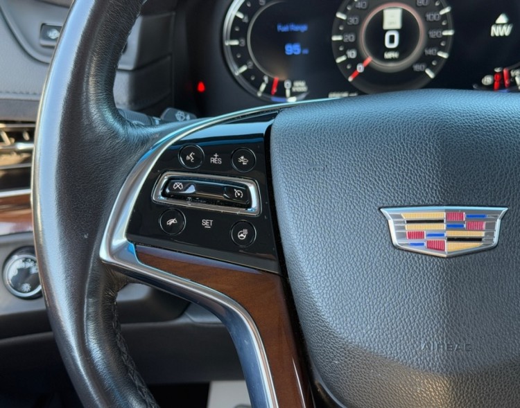 2020 Cadillac Escalade 38996