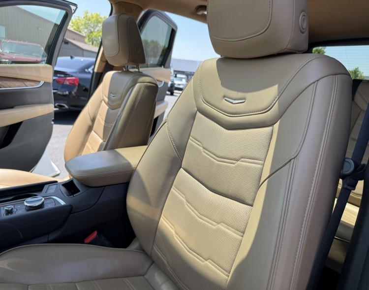 2020 Cadillac XT5 38627A