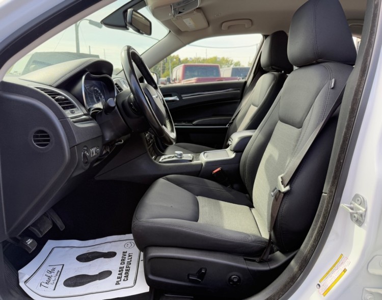 2020 Chrysler 300