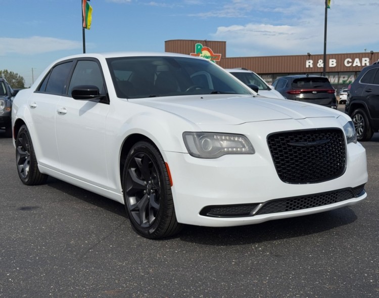 2020 Chrysler 300