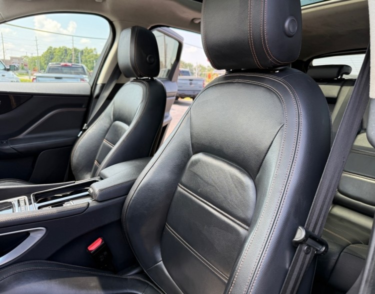 2020 Jaguar F-PACE