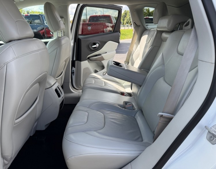 2020 Jeep Cherokee