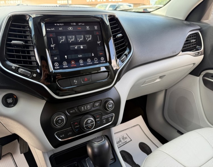 2020 Jeep Cherokee