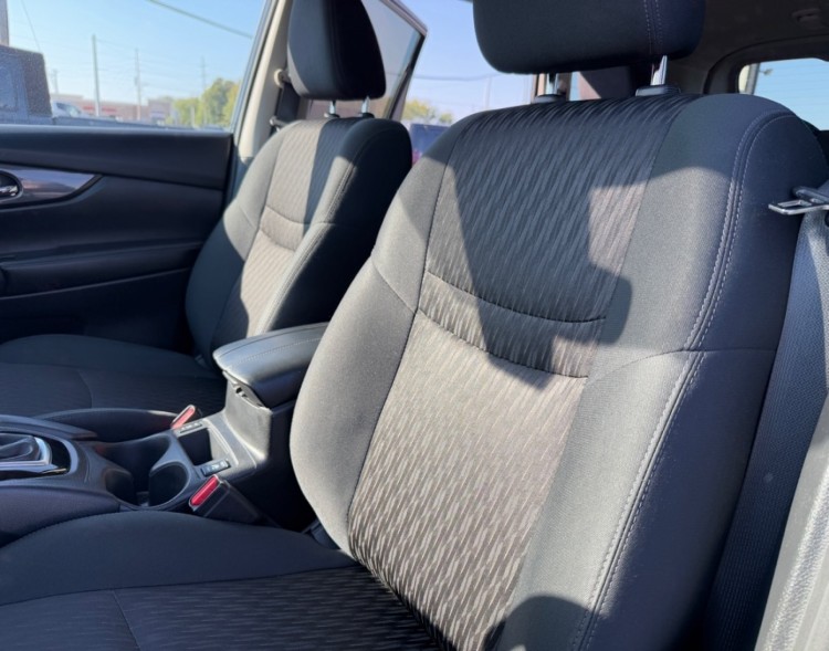 2020 Nissan Rogue