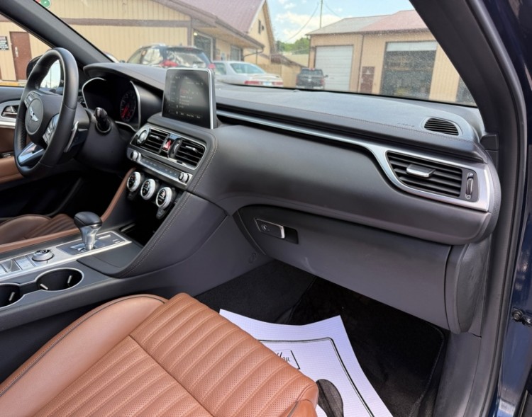 2021 Genesis G70 38425