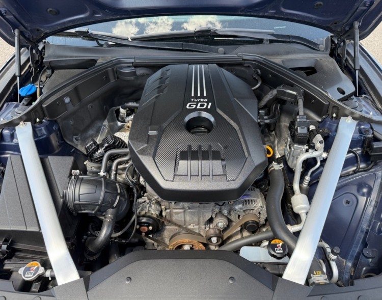 2021 Genesis G70 38425