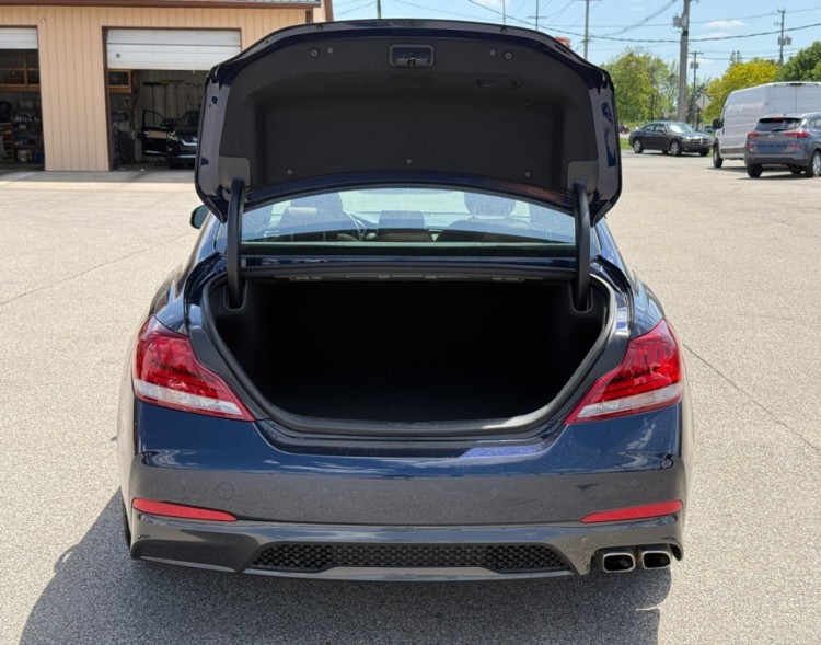 2021 Genesis G70 38425