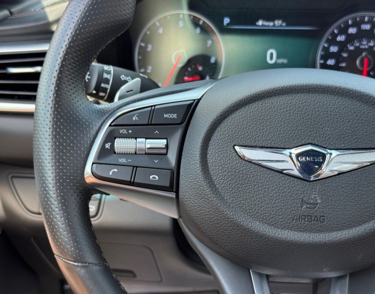 2021 Genesis G70 38425