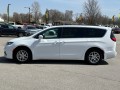 2022 Chrysler Pacifica Touring L, 36728, Photo 5