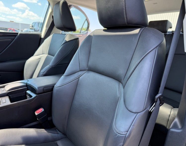 2022 Lexus ES 250