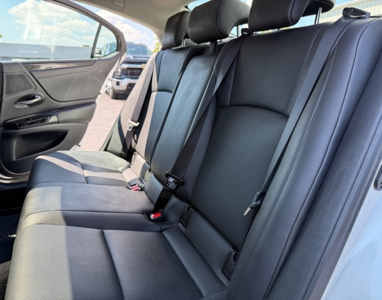 2022 Lexus ES 250