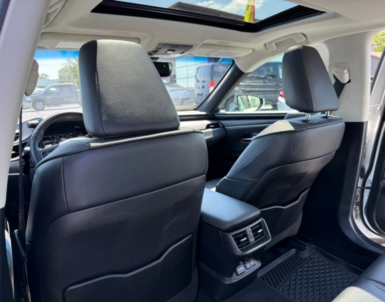 2022 Lexus ES 250