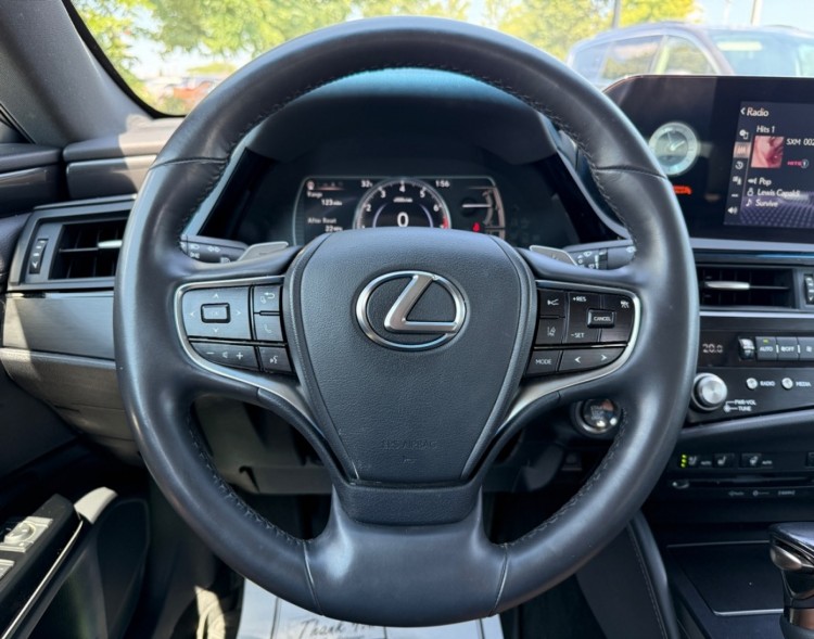2022 Lexus ES 250