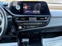2022 Lexus ES 250