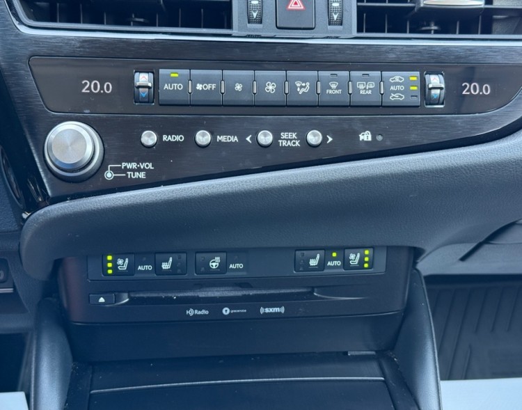 2022 Lexus ES 250