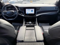 2023 Jeep Wagoneer L 39095