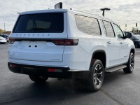 2023 Jeep Wagoneer L 39095