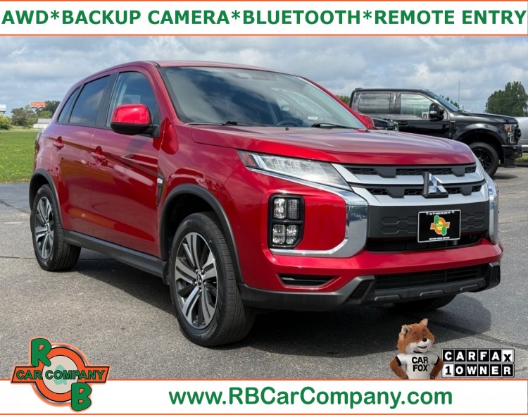 2023 Mitsubishi Outlander Sport ES's photo