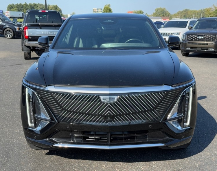 2024 Cadillac LYRIQ 39000