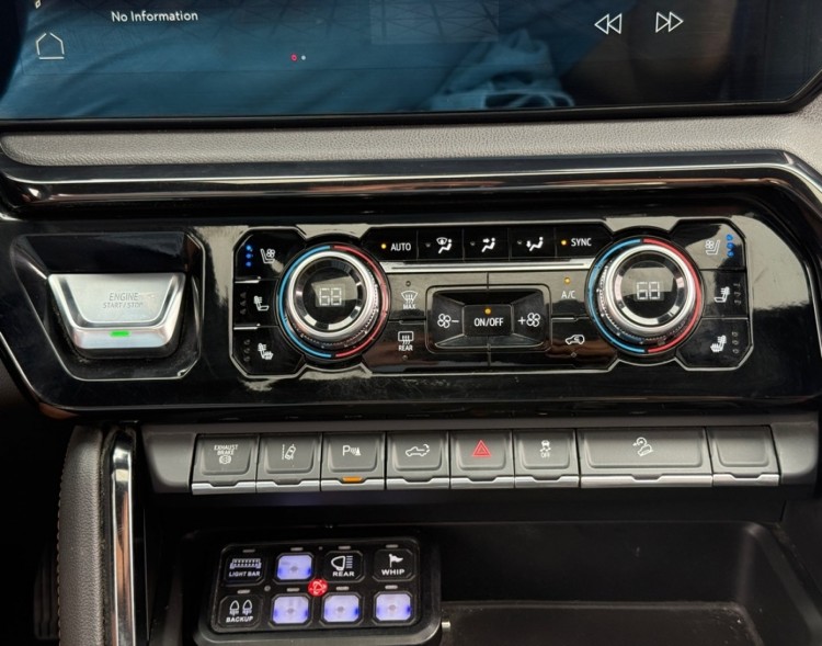 2024 GMC Sierra 2500HD 38817