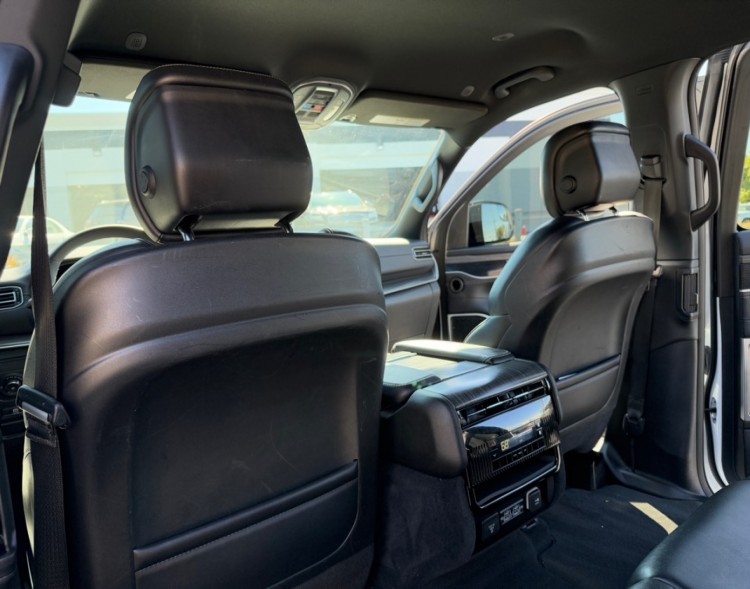 2024 Jeep Wagoneer L