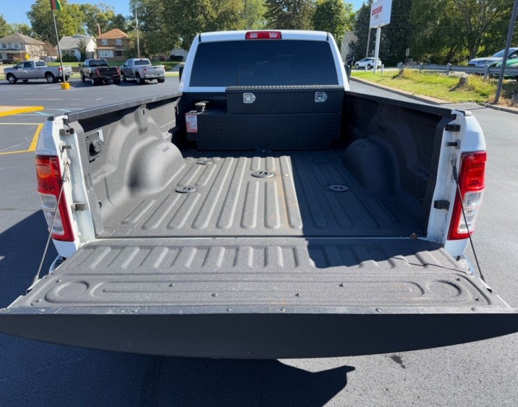 2024 Ram 3500 38944