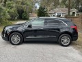 2017 Cadillac XT5 Luxury AWD, 13426, Photo 2