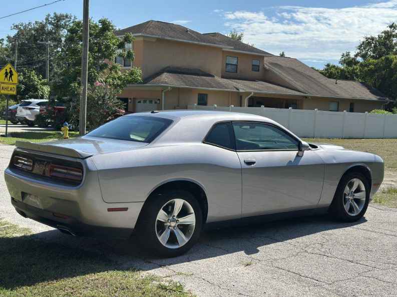 2018 Dodge Challenger SXT - Photo 15
