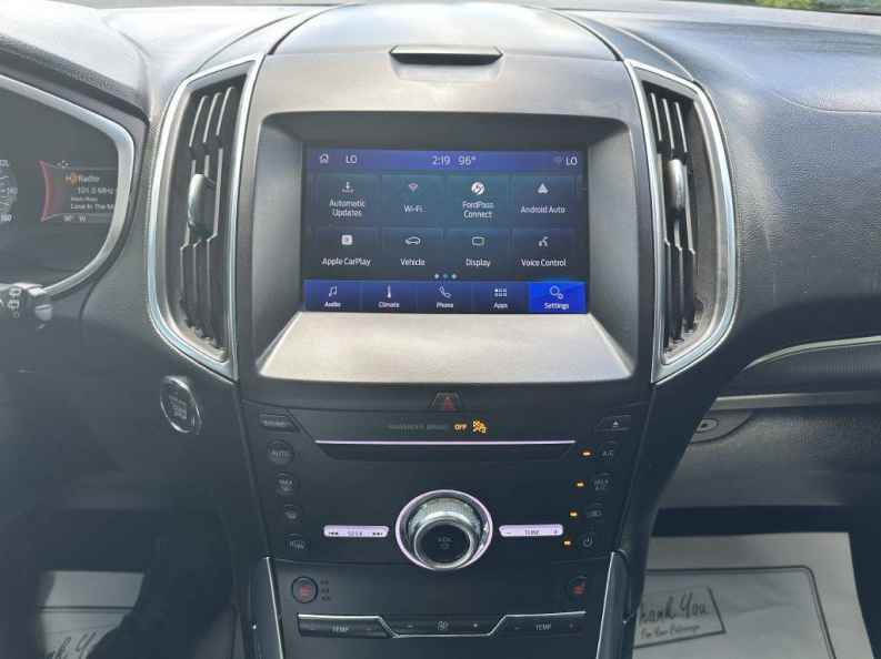 2019 Ford Edge Titanium - Photo 10