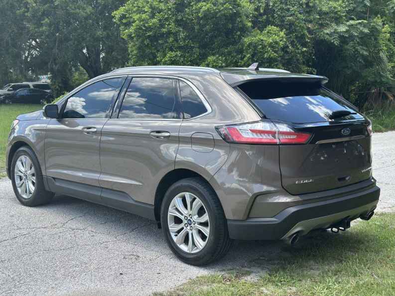 2019 Ford Edge Titanium - Photo 13