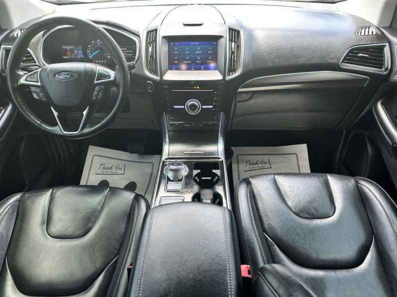 2019 Ford Edge Titanium - Photo 8